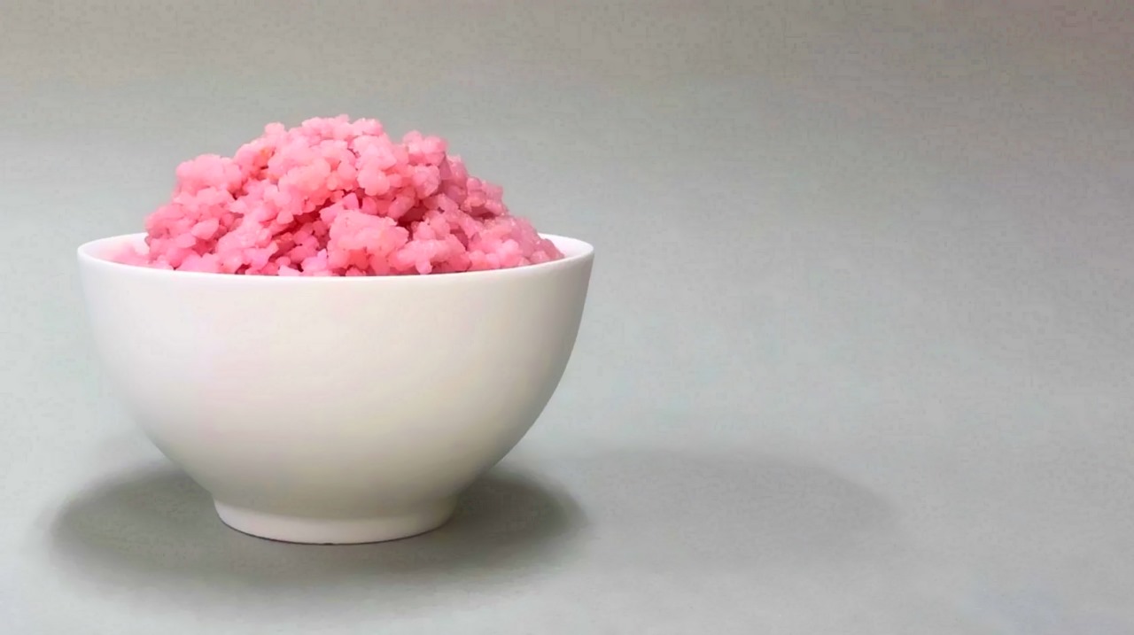 الأرز الوردي: ثورة غذائية قادمة ابتكار غذائي ثوري كوري يدمج الأرز في خلايا لحم البقر